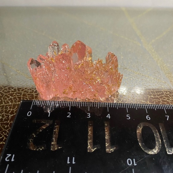 [❌]  Light pink crystal cluster with gold flakes inside 💖 - Picture 8 of 8